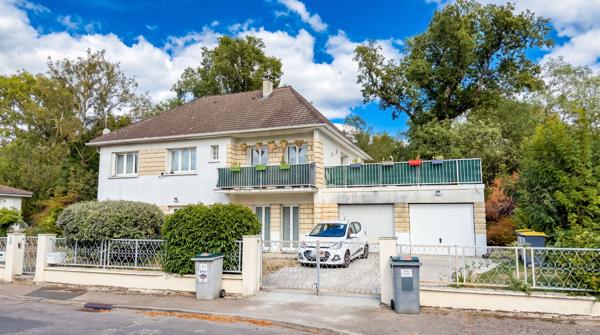 Maison Montgeron 10 pièce(s) 185 m2