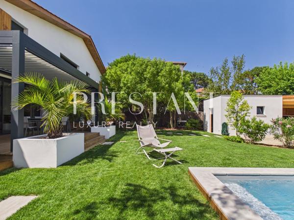 Maison familiale avec piscine et jardin paysager, ANGLET