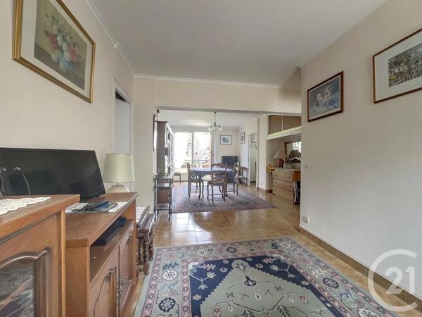 Appartement F4 à vendre  4 pièces - 64,93 m 2   BOUGIVAL  - 78