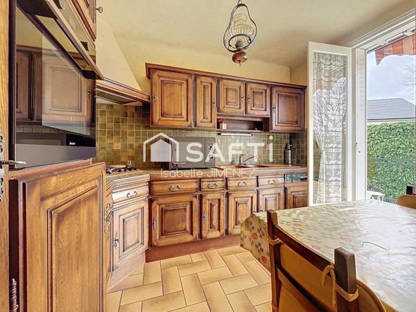 Belle bâtisse saine avec fort potentiel d'agrandissement !