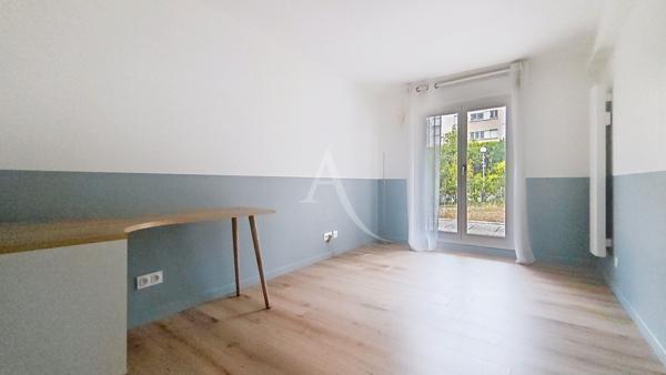 À VENDRE Appartement 4 pièces 90m² avec jardin et terrasse de 85m² Massy Villaine Gare Massy-Palaiseau
