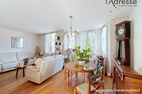 SURESNES MONT-VALÉRIEN - Meulière de 161m² Carrez 6 pièces avec parcelle de 227m²