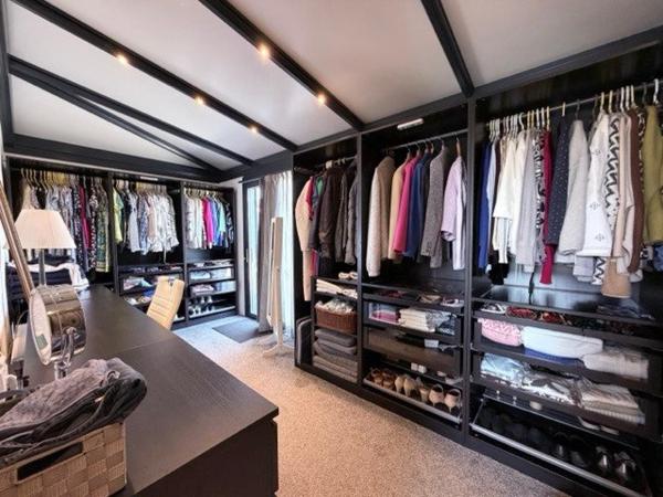 PROPRIETE DE CHARME AUX MULTIPLES VIES POSSIBLES