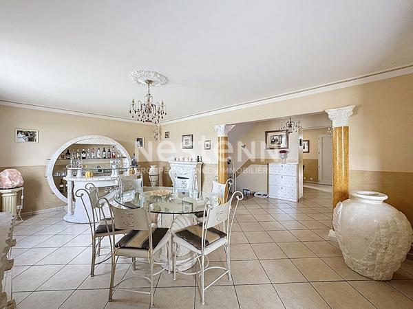 A VENDRE - Maison familiale 5 chambres avec jardin et sous-sol total ? Morangis secteur calme