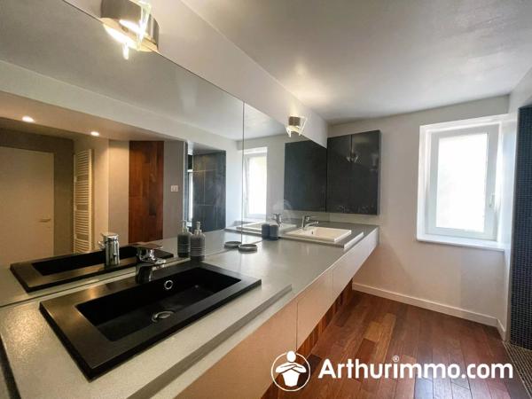Vente                                                      Maison
                        
                     7 pièces                      206 m2                     à Dasle