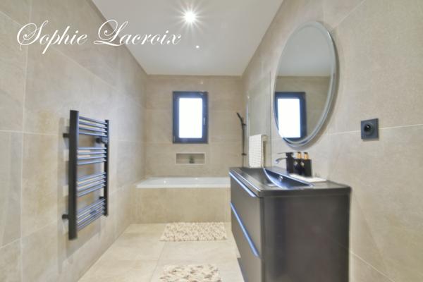 Maison 4 pièces - 130 m² Exclusivité efficity