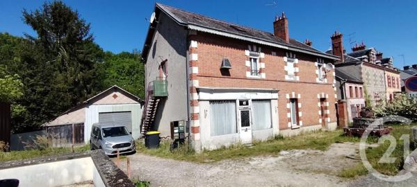 Immeuble à vendre  99 m 2   NEMOURS  - 77