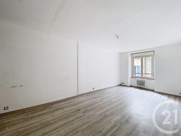 Immeuble à vendre  99 m 2   NEMOURS  - 77