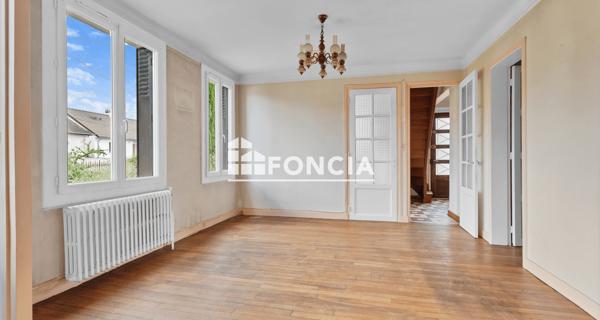 À vendre Maison 6 pièces 91.81 m² - Savigny-sur-orge 91600
