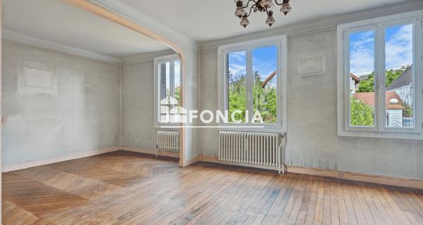 À vendre Maison 6 pièces 91.81 m² - Savigny-sur-orge 91600