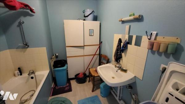 VALENTIGNEY, maison mitoyenne cinq pièces sur 1a 32ca de terrain