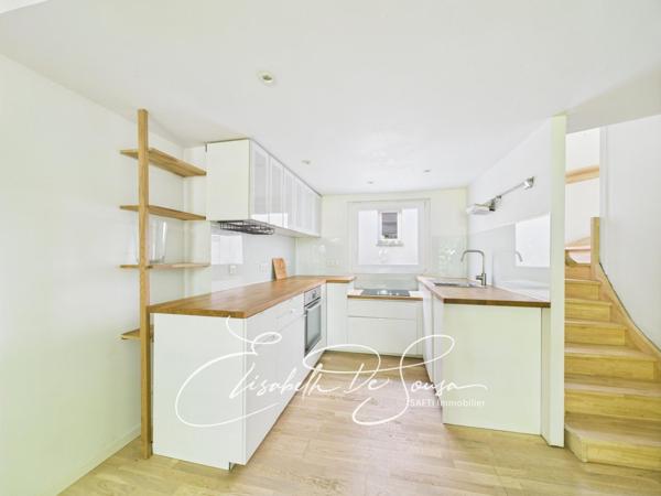 DUPLEX ATYPIQUE DE 2/3 PIECES