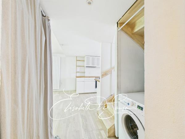 DUPLEX ATYPIQUE DE 2/3 PIECES