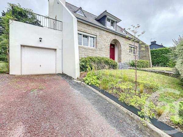 Maison à vendre  5 pièces - 128,50 m 2   PLOUMAGOAR  - 22