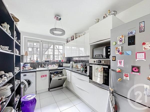 Maison à vendre  5 pièces - 128,50 m 2   PLOUMAGOAR  - 22