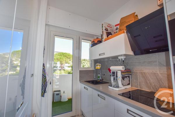 appartement à vendre  3 pièces - 70,55 m2 CAVALAIRE SUR MER - 83