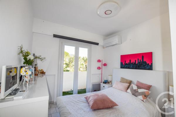 appartement à vendre  3 pièces - 70,55 m2 CAVALAIRE SUR MER - 83