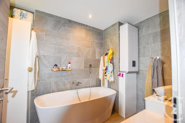 appartement à vendre  3 pièces - 70,55 m2 CAVALAIRE SUR MER - 83