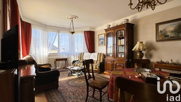 Maison 4 pièces de 90 m² à Pont-Sainte-Marie (10150)