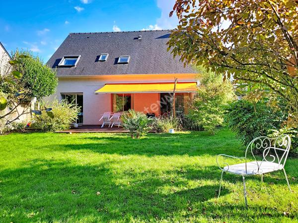 ORVAULT : En VENTE ! Maison familiale 4 chambres, 3 points d'eau, séjour exposé SO sur parcelle de près de 1000m²