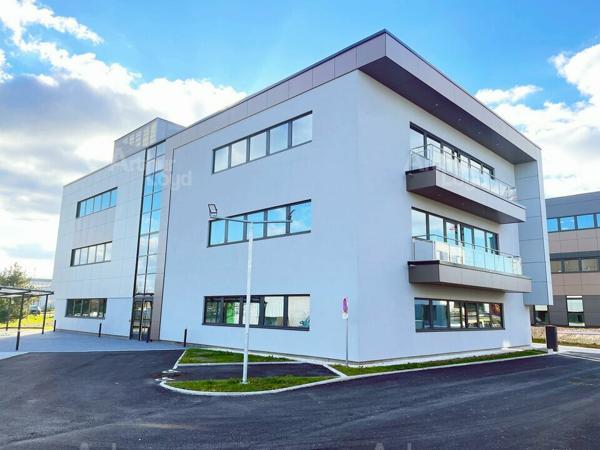 BUREAUX À LOUER À FONTAINE-LÈS-DIJON – À PARTIR DE 48 M²
