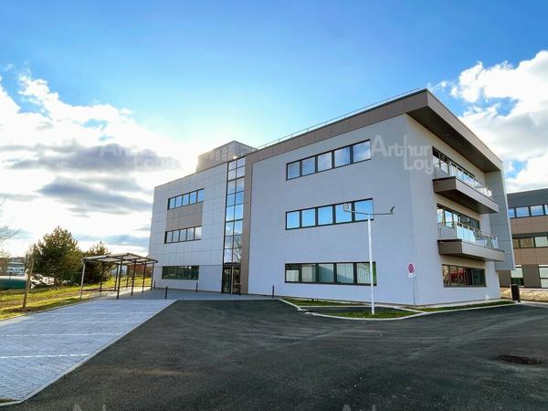 BUREAUX À LOUER À FONTAINE-LÈS-DIJON – À PARTIR DE 48 M²