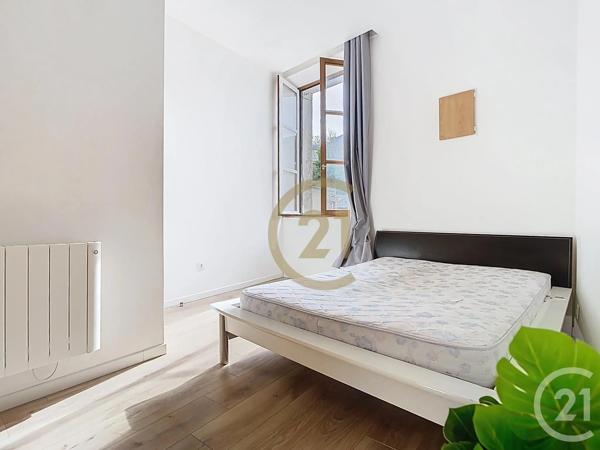 Appartement Triplex à vendre  5 pièces - 113,68 m 2   BOLBEC  - 76