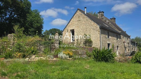 Maison à GUERN, 56310 - 8 pièces 165m²