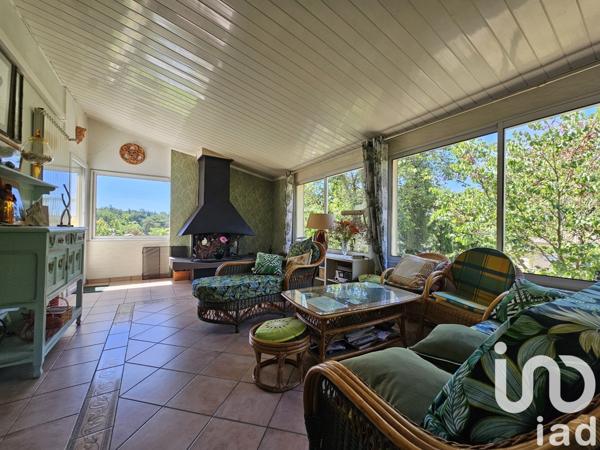 Maison traditionnelle 5 pièces de 147 m² à Moissac (82200)