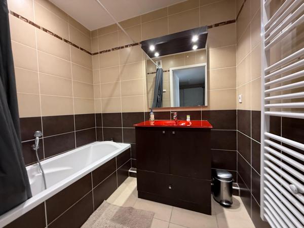 Fréjus quartier Saint Aygulf, appartement 3pièces 77 m² centre-ville.