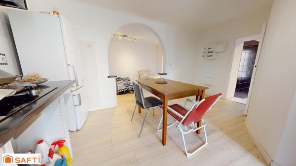 Maison de ville composé de deux logements + garage
