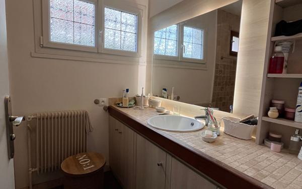 Maison à vendre    5 pièces •  Saint-Denis-en-Val