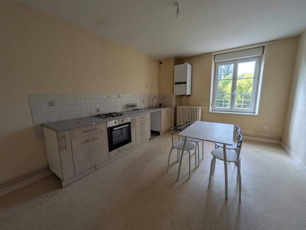 Immeuble d'habitation 6 logements à Bourbonne-les-Bains, 344 m²