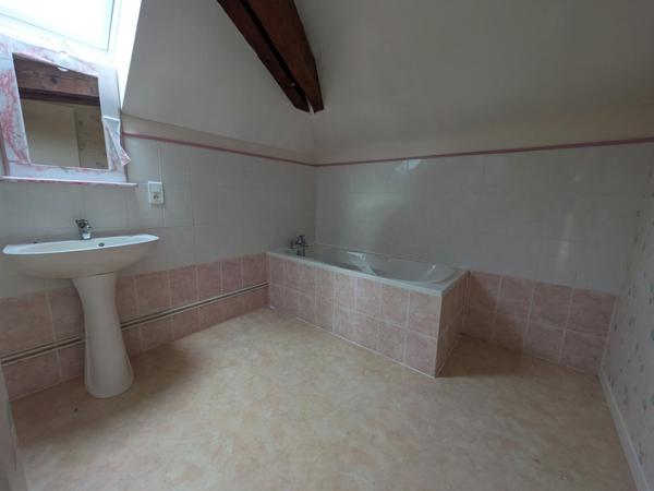 Immeuble d'habitation 6 logements à Bourbonne-les-Bains, 344 m²