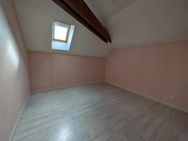Immeuble d'habitation 6 logements à Bourbonne-les-Bains, 344 m²