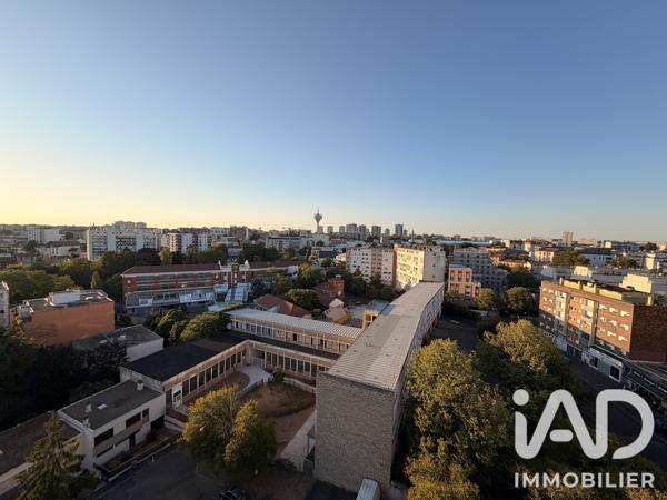 Appartement à vendre 4 pièces 77,09 m² Bagnolet