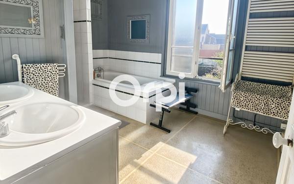 Maison à vendre    6 pièces •  Arras