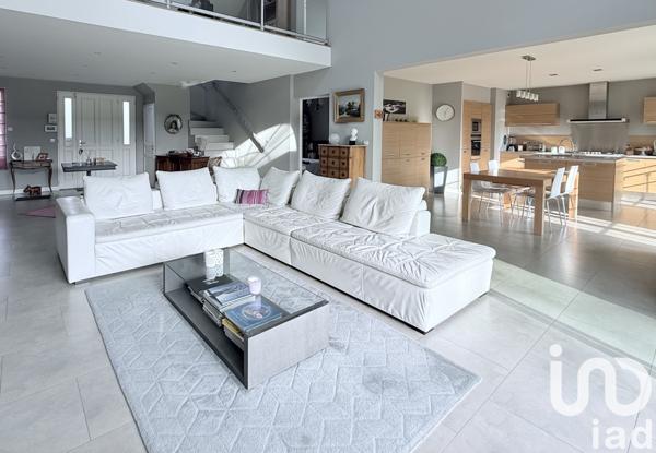 Maison à vendre 9 pièces 225 m² Soisy-sur-Seine