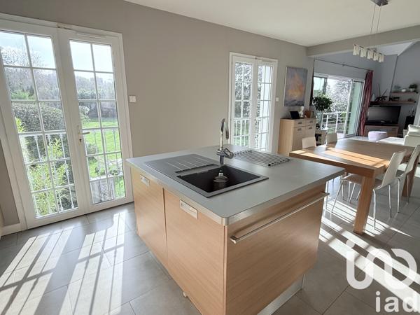 Maison à vendre 9 pièces 225 m² Soisy-sur-Seine