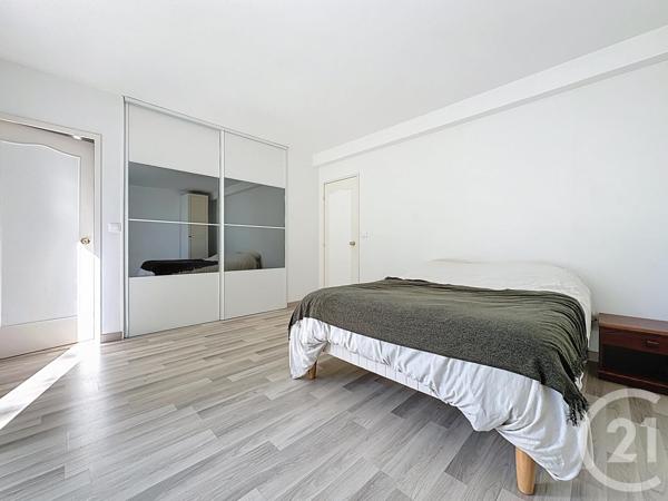 Maison à vendre  7 pièces - 130 m2 BUC - 78