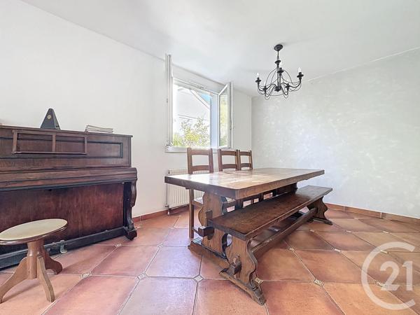 Maison à vendre  7 pièces - 130 m2 BUC - 78