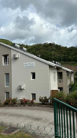 Immeuble de 10 Appartements – Proche Plage et Commerces