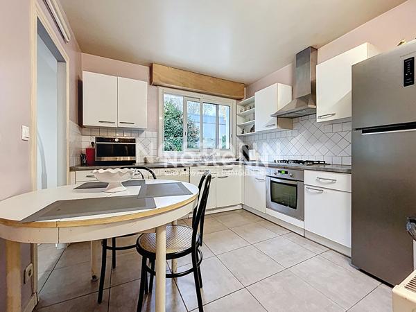 Maison à vendre sur la commune de Champagne Sur Oise - Plain pied 5 pièces 103.4m2