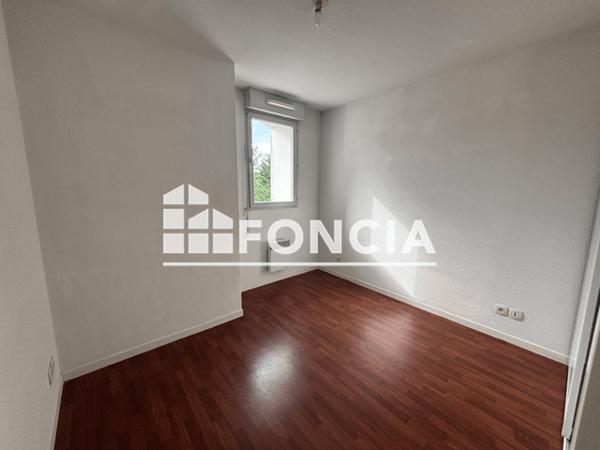 Location Appartement 2 pièces 33.89 m² - 70 RUE LAPEYRERE Orthez 64300