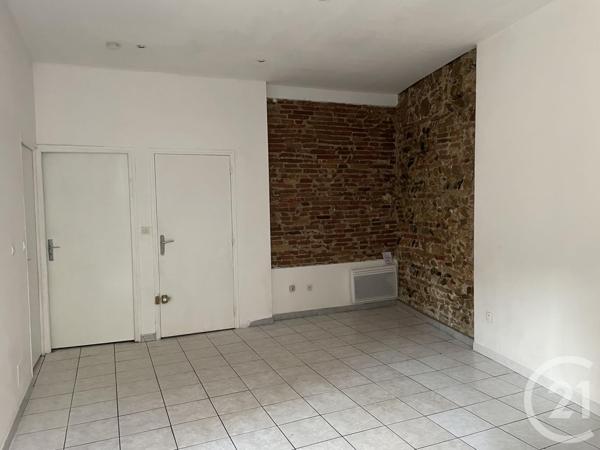 Immeuble à vendre  602 m2 ST LAURENT DE LA SALANQUE - 66