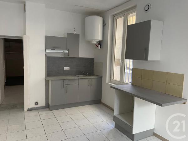 Immeuble à vendre  602 m2 ST LAURENT DE LA SALANQUE - 66