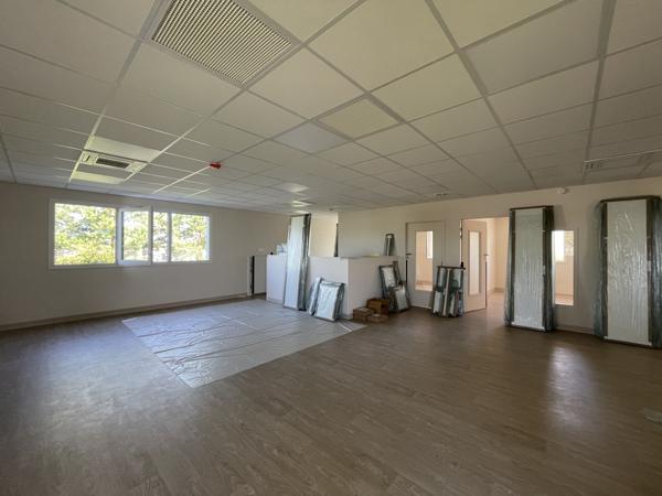 Bureaux à louer à LA MADELEINE DE NONANCOURT 27320