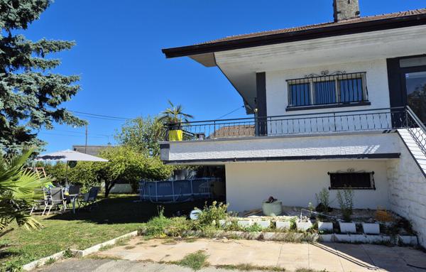 Maison de 180 m2 sur un terrain de 820 m2