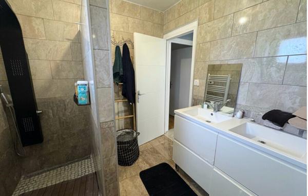 Maison de 180 m2 sur un terrain de 820 m2