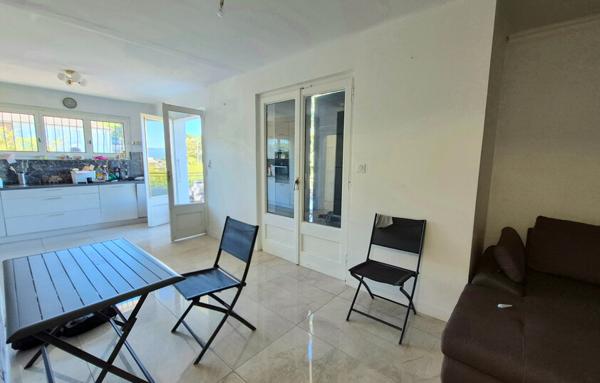 Maison de 180 m2 sur un terrain de 820 m2